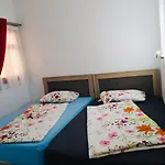 Sea View Apartment Ivonete