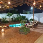 Rum I Villa Med Pool