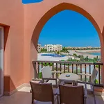 Lagoon View 1BR Apartment in Water Side Gouna
