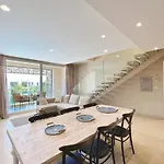 Radiant & Ravishing 2 Bdr Mangroovy Free Beach & Pool Access