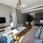 Two Bedroom Apartment With Pool Access In Sholan1