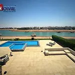 Comfortable 5 Bedrooms At Joubal El-Gouna