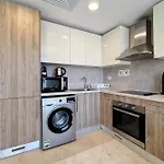 Stellar 1Bdr Mangroovy Free Pool & Beach Access