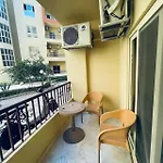 1 Plus 1 In City Centre Hurghada