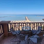 Turtles Beach Resort