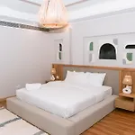 Dana\'S Luxury Villa And Holiday Home