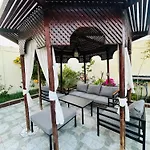Alis Villa