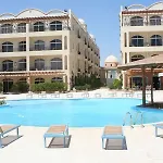 Apartment at Palm Beach Piazza