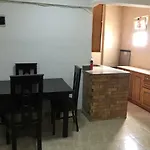 Apartment At Sheraton Road
