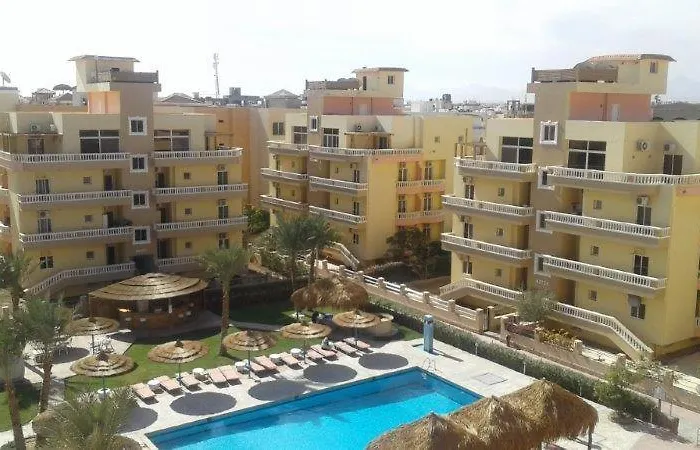 Iris Holiday Apartament