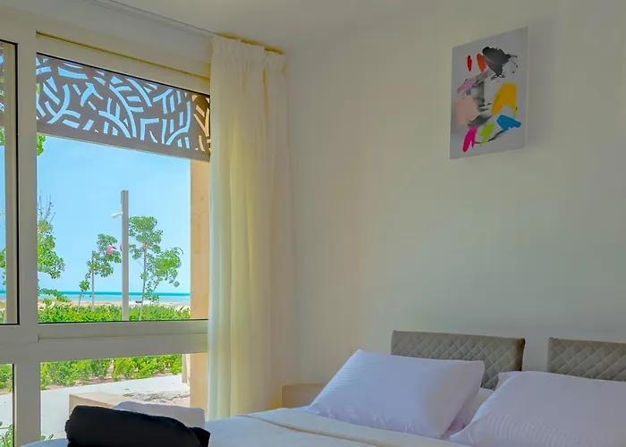 Ollystays Mangroovy Seaview 3Br Beach And Pool Free Access