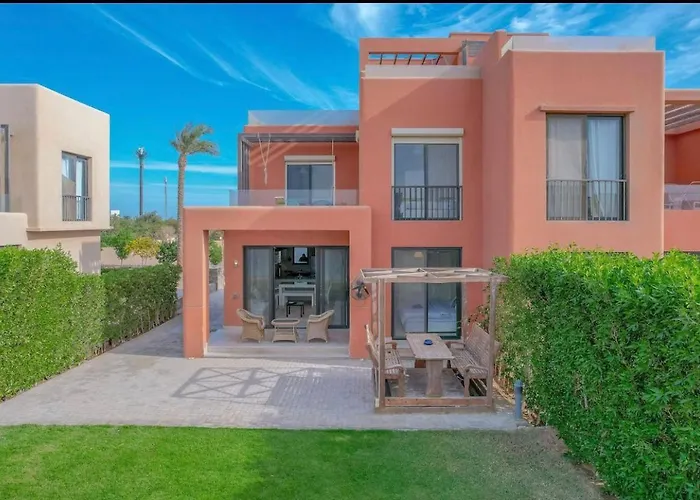 Mallard Duck 3 Bedroom Townhouse Elgouna