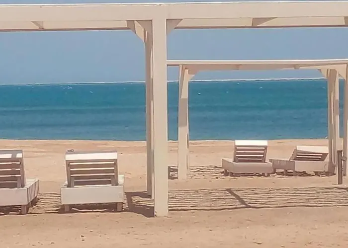Cozy Studio With Private Beach !