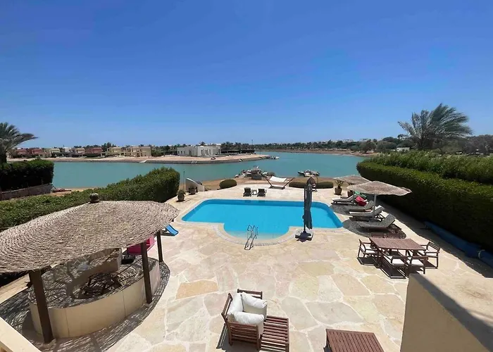 Spacious Villa With Private Pool-Gouna