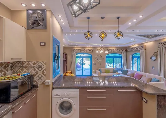 Spacious Villa With Private Pool