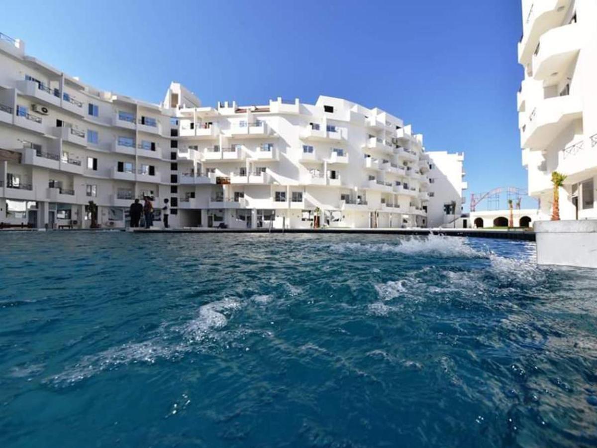 Apartment Donatella Near The Sea Redsealine