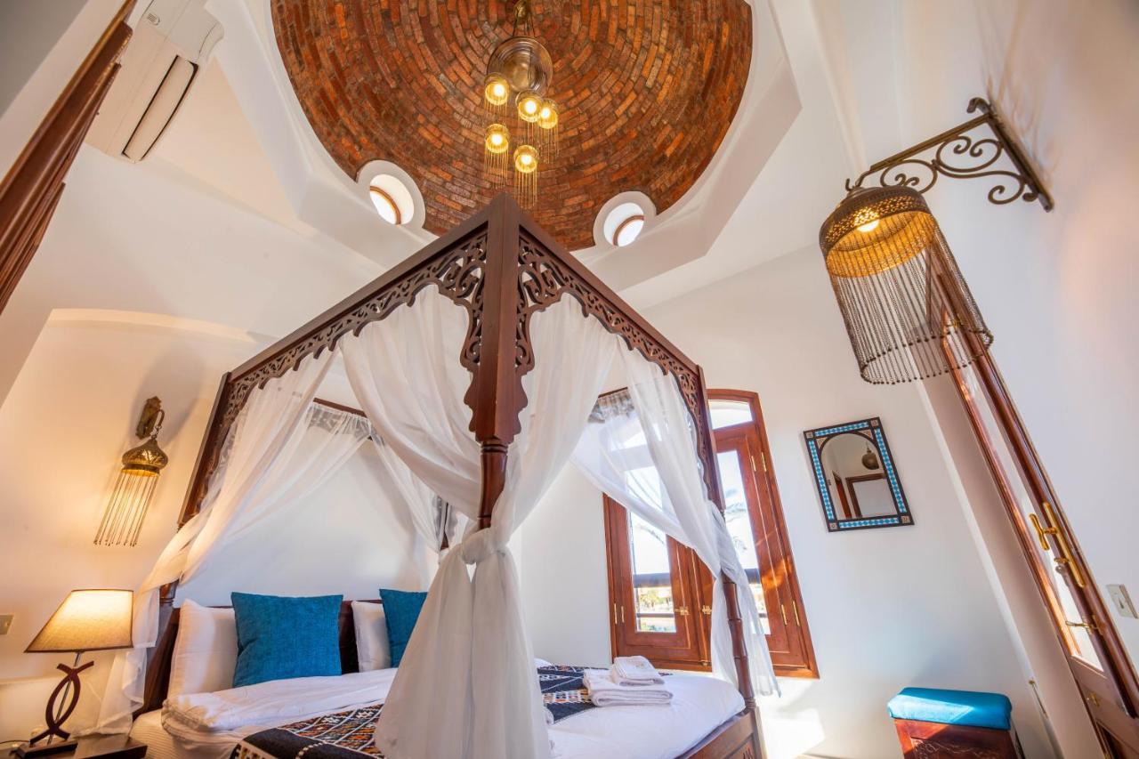 Charming Lagoon With Pool Egyptian Style -sabina 117
