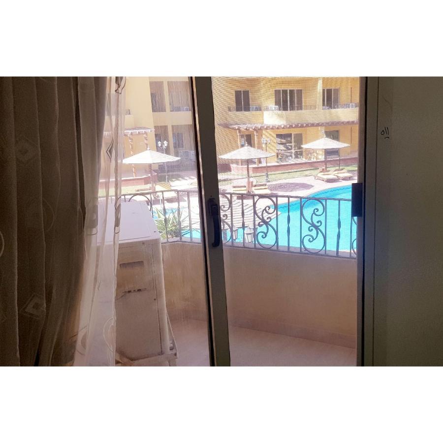 British Pool View *