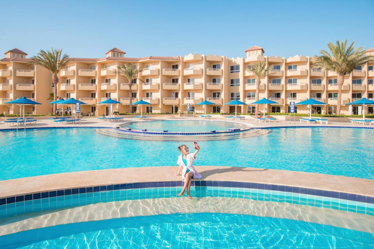Amwaj Club Abu Soma Resort 4*