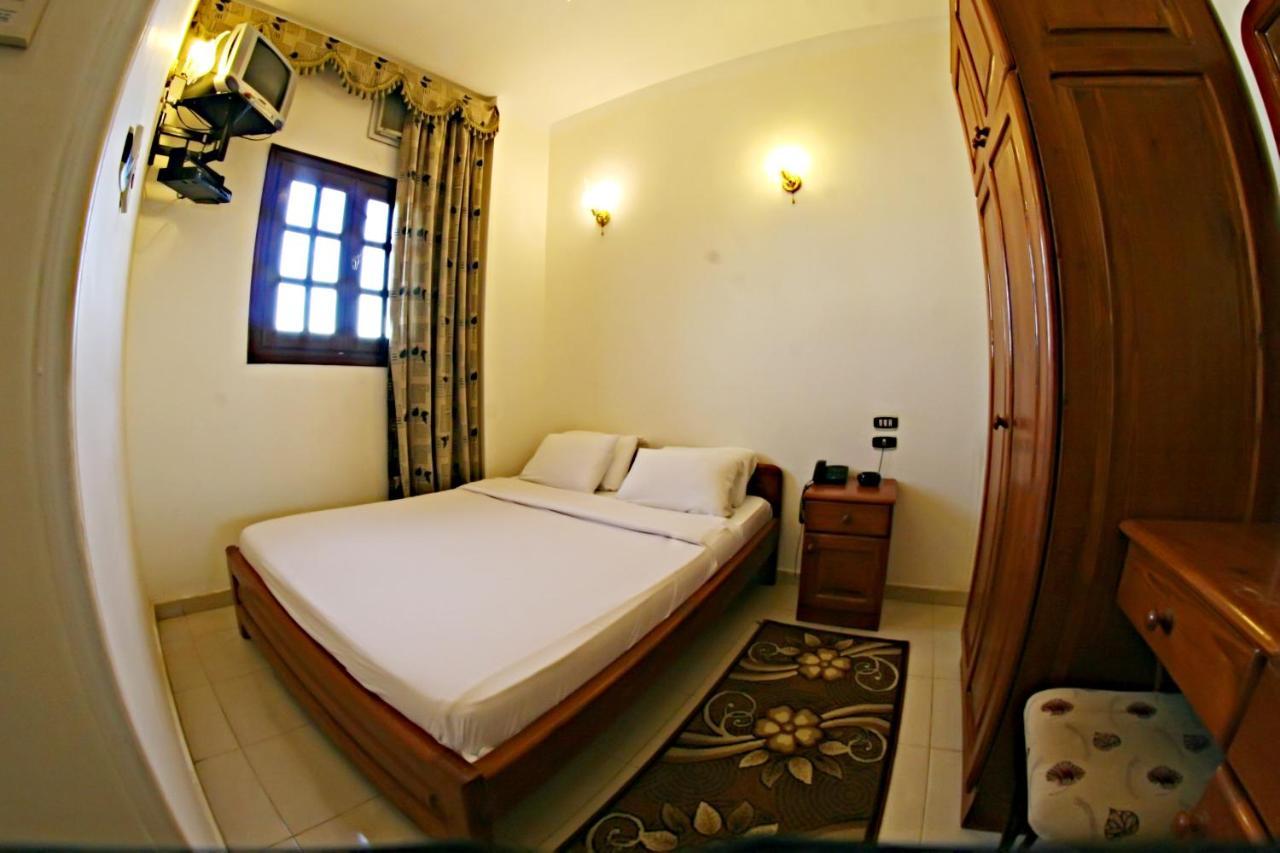 Luxor Hotel