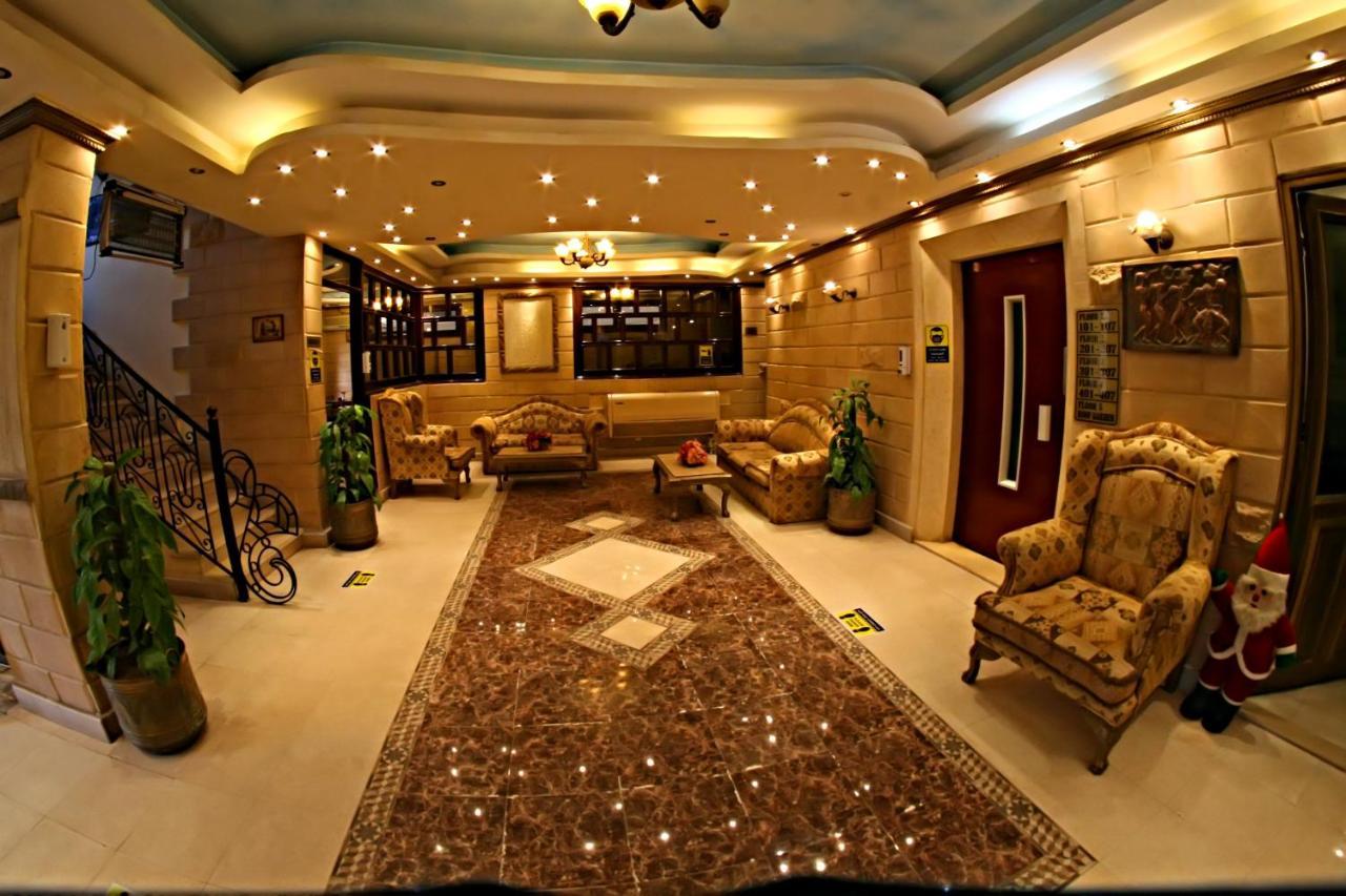 Luxor 2*
