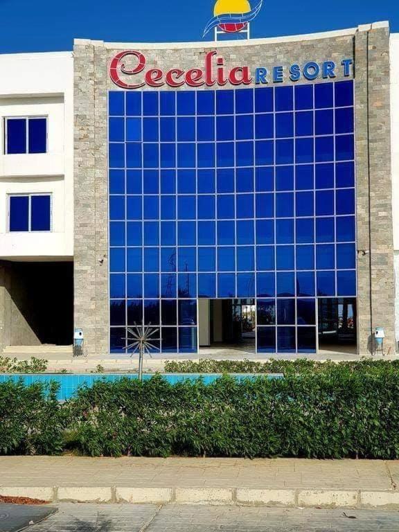 Cecelia Hotel