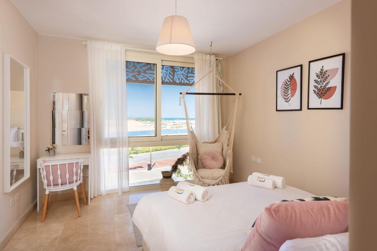 Chilled & Serene 1bdr Mangroovy Pool & Sea View Apartamento Hurghada
