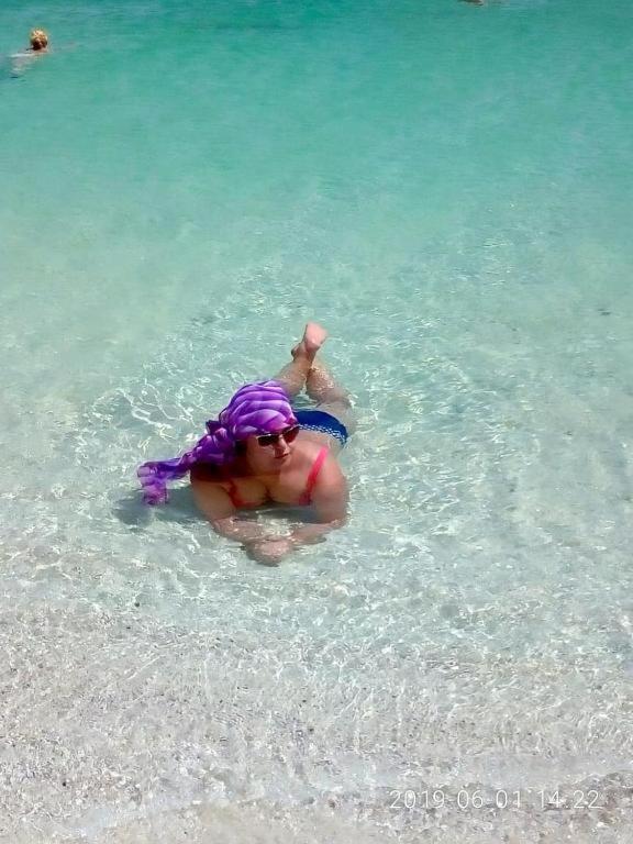 Donatella Near The Sea Redsealine