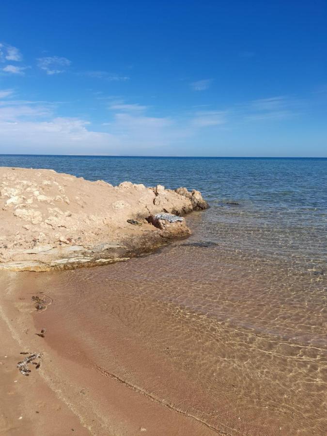 Apartment Donatella Near The Sea Redsealine