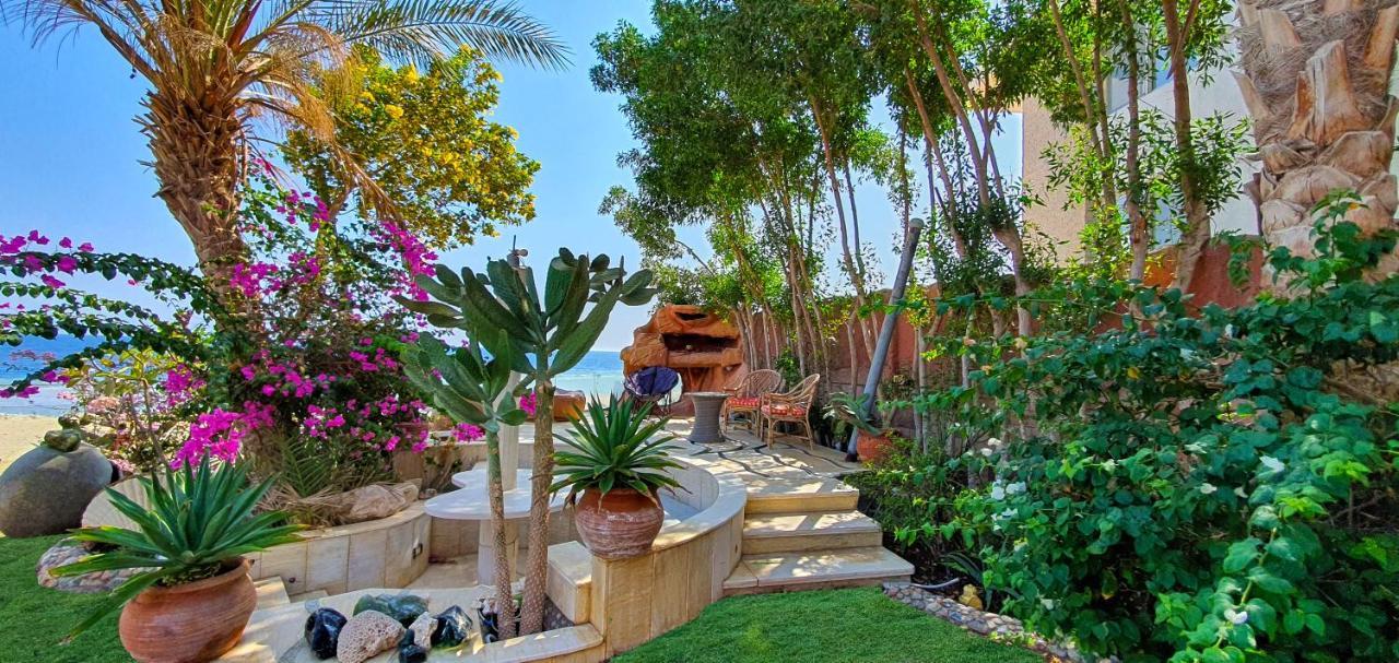 Luxury Seafront Pool - 3 Stories & Roof Floor - Master Bedrooms Pousada