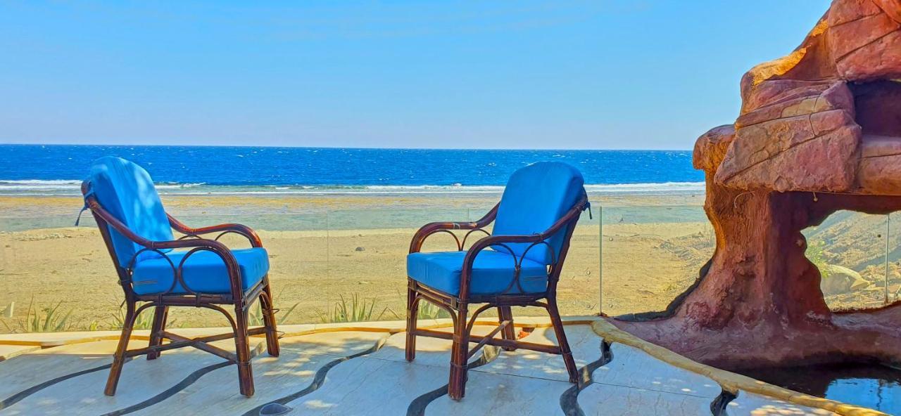 Luxury Seafront Pool - 3 Stories & Roof Floor - Master Bedrooms Pousada Hurghada