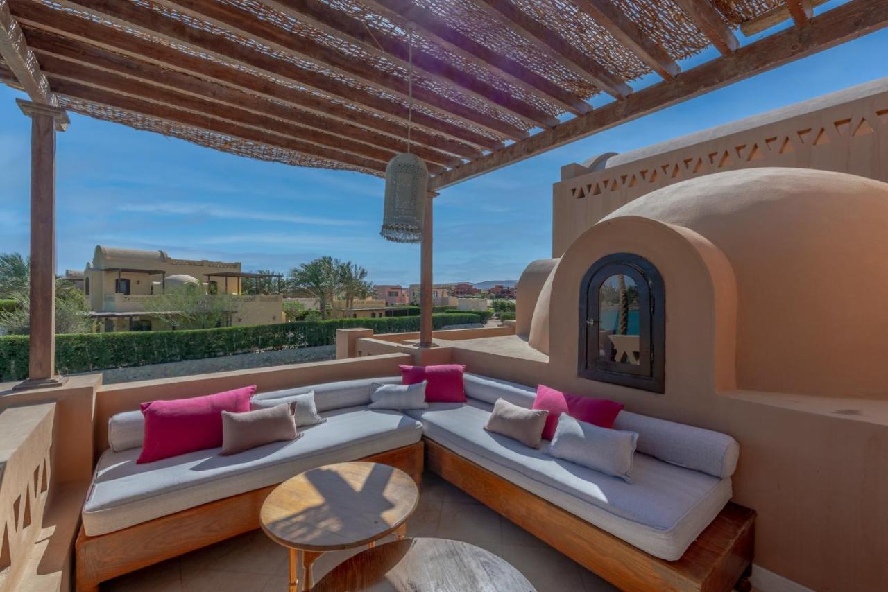 Chic 3br West Golf With Pool, Lagoon View &