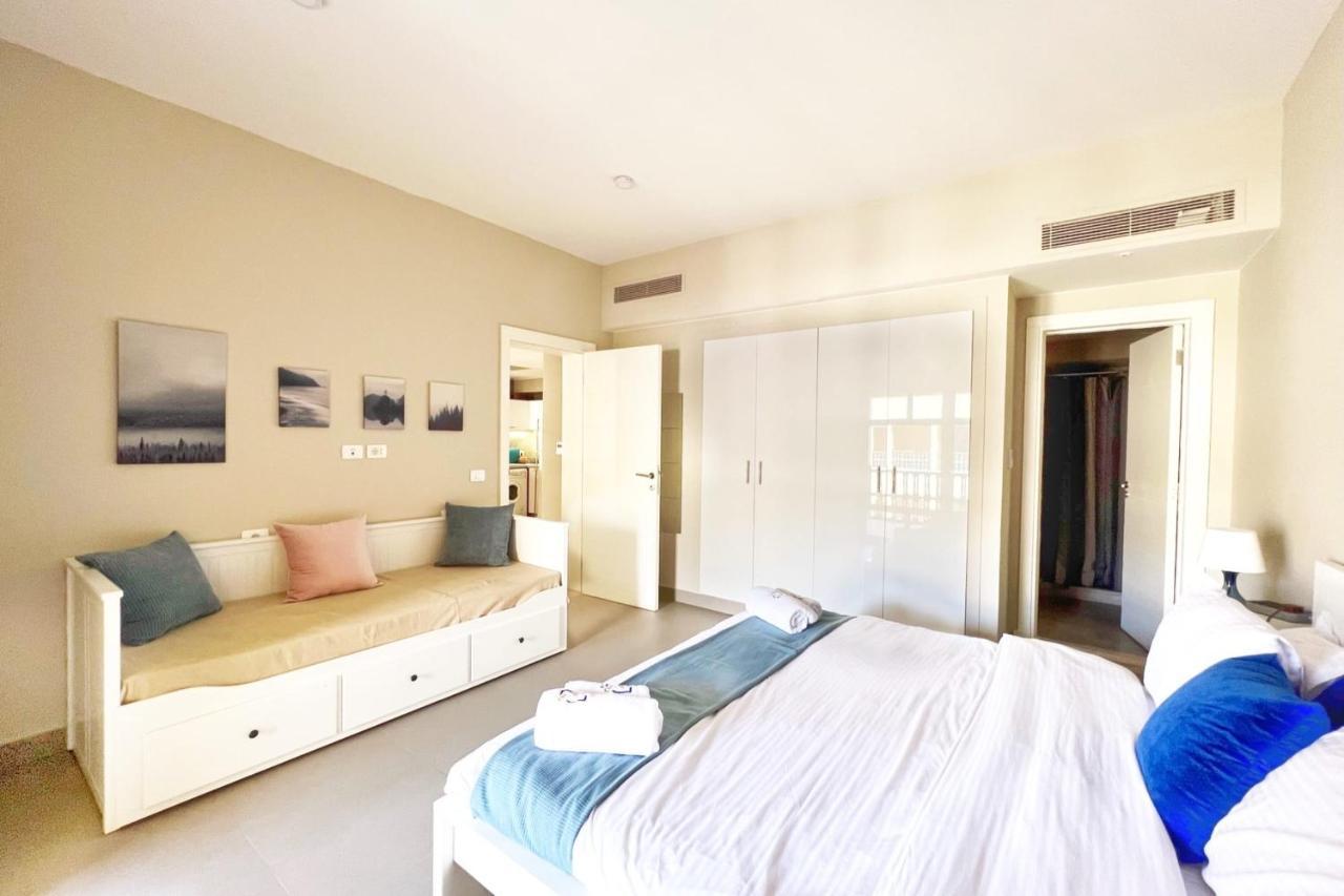 Apartment Minimal&central 1bdr Abu Tig Marina *
