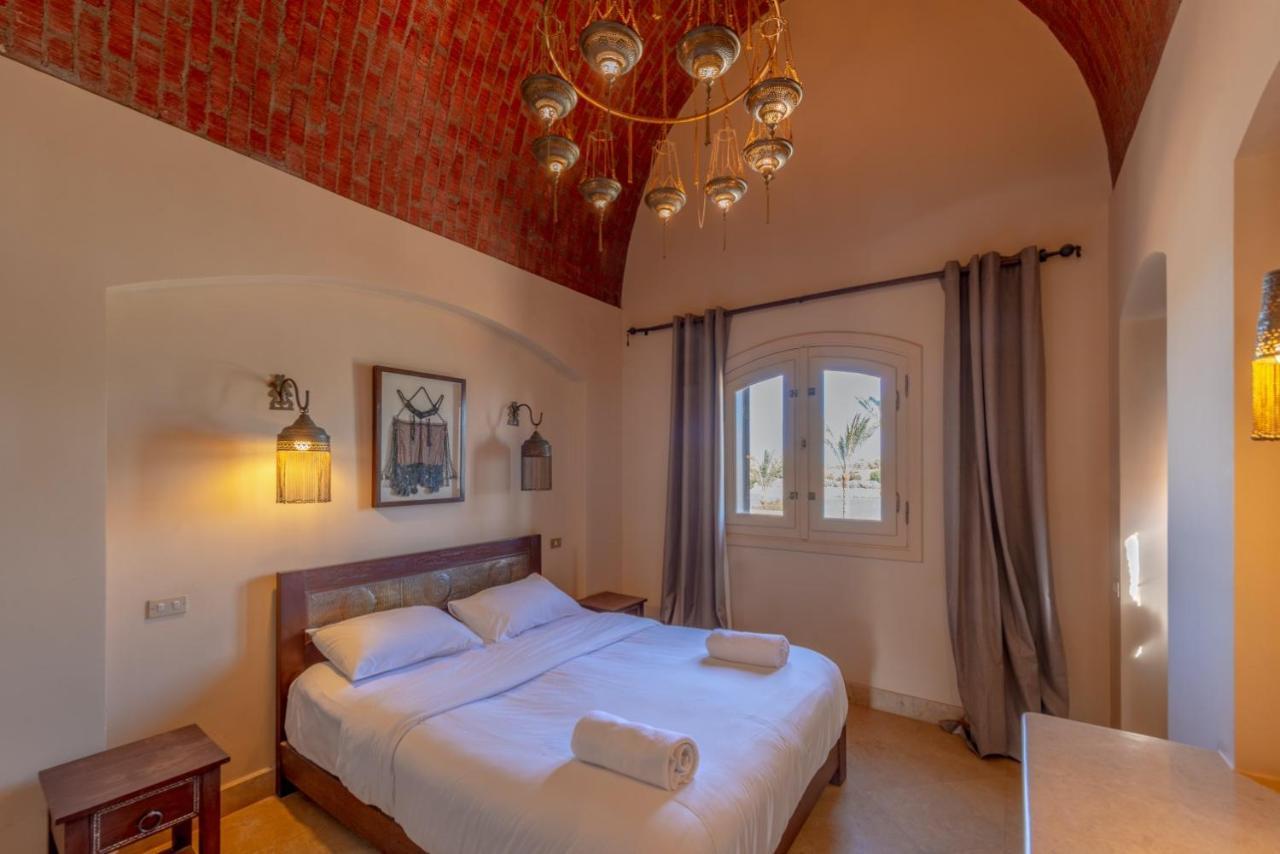 Chic 3br West Golf With Pool, Lagoon View & Villa *