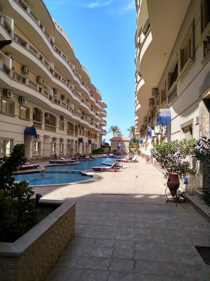 Nour Plaza *