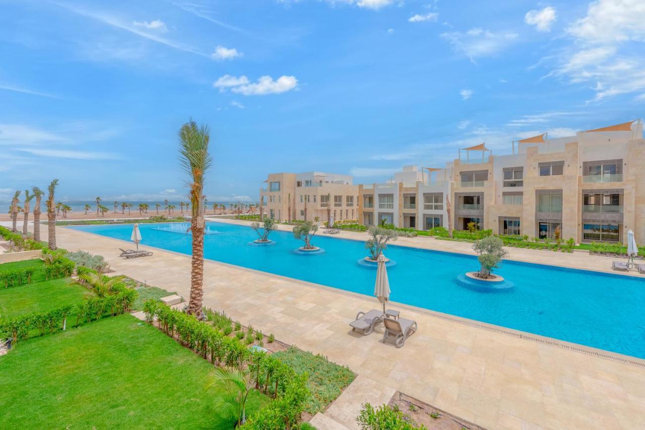 Mangroovy 2 Bedroom Sea View Apartment, Pool & Apartment *