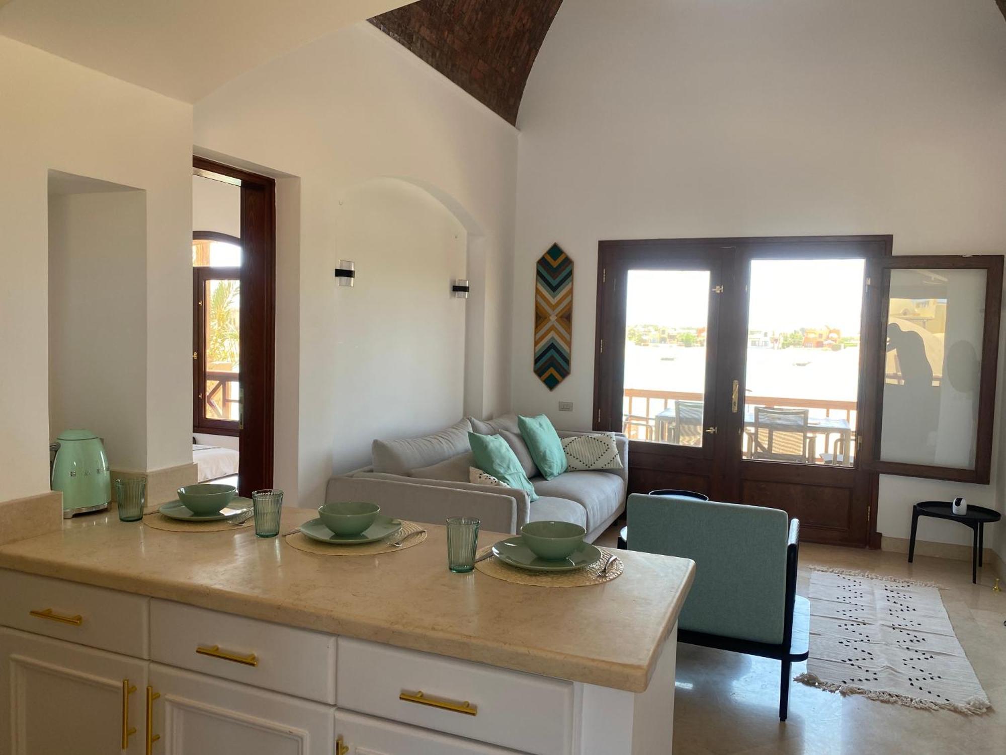 Sabina 2br Penthouse