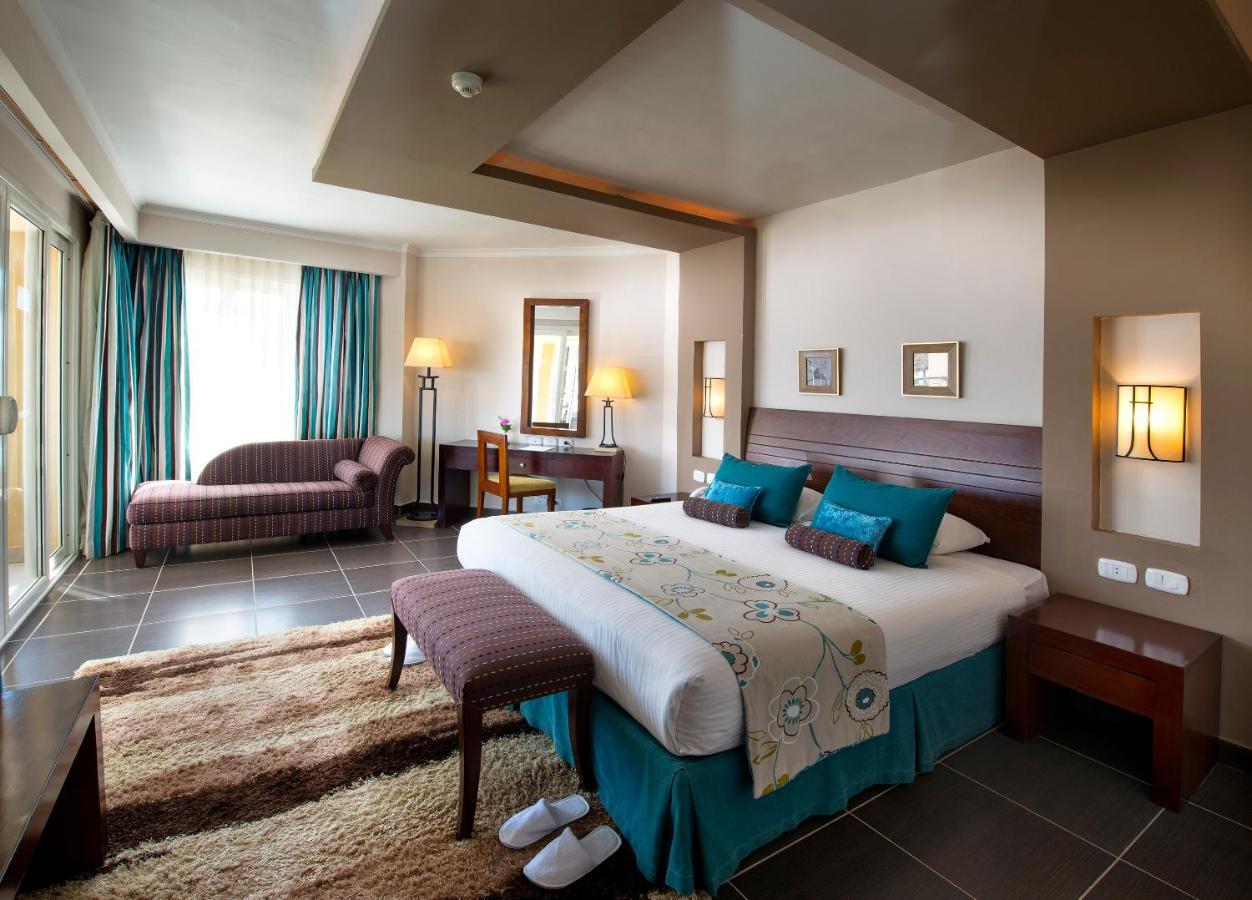 Amwaj Club Abu Soma Resort 4*