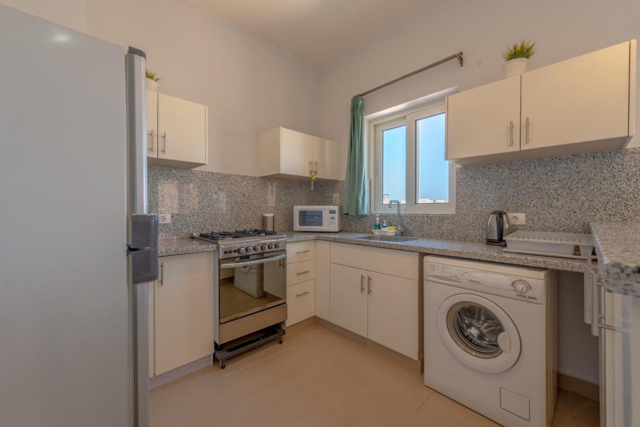 Lagoon View 1br In Water Side Gouna *