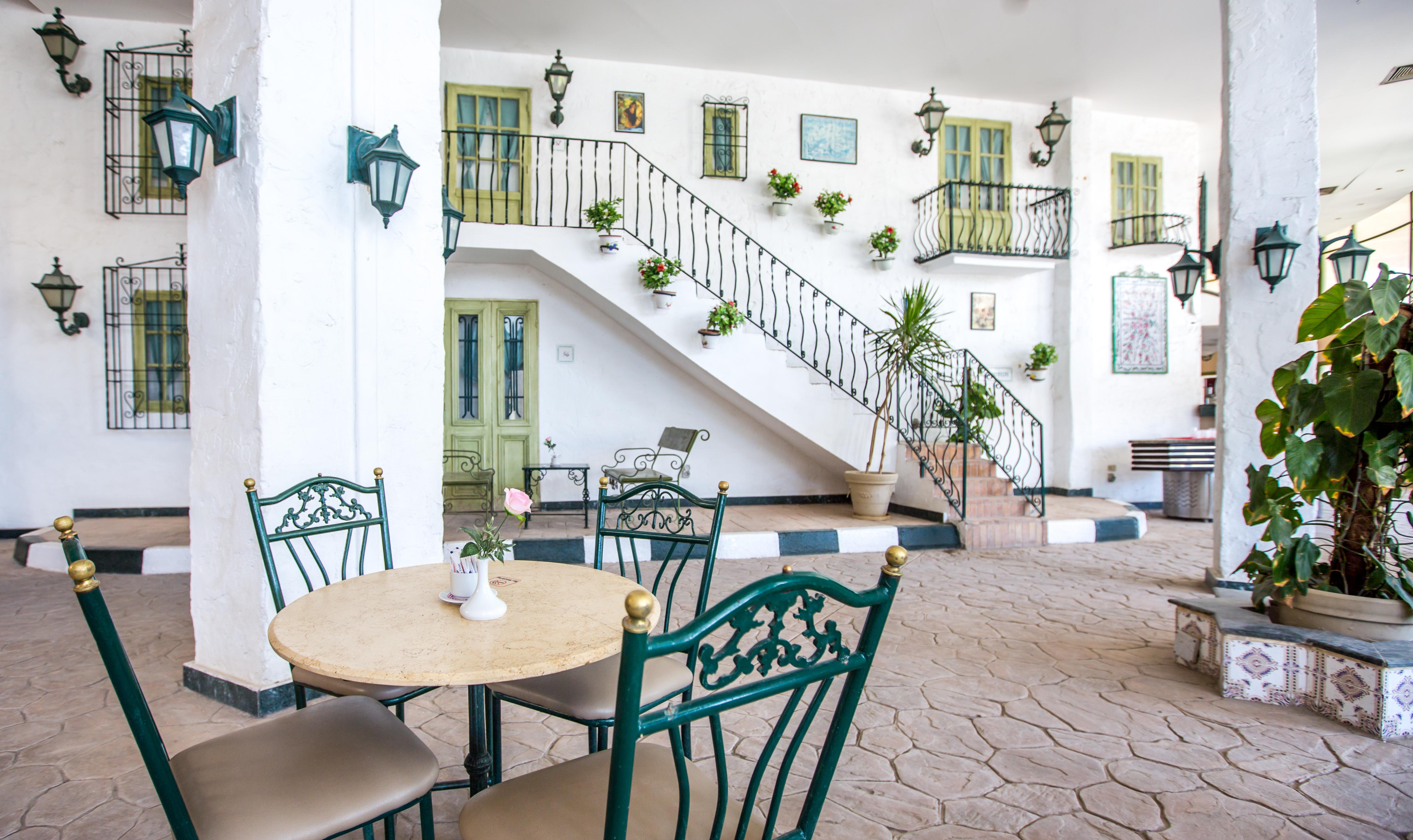 Sunny Days El Palacio & 4*