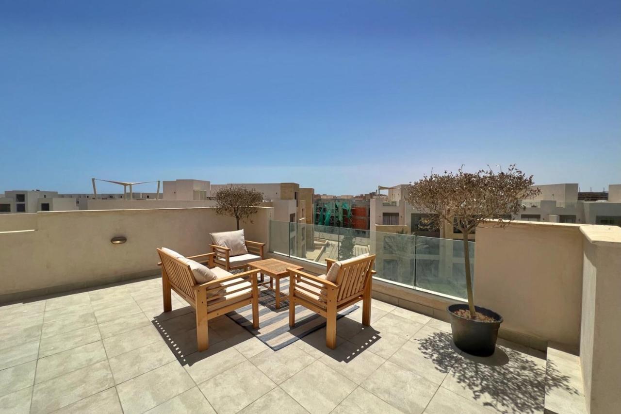 Radiant & Ravishing 2 Bdr Mangroovy Free & Pool Access * Hurghada