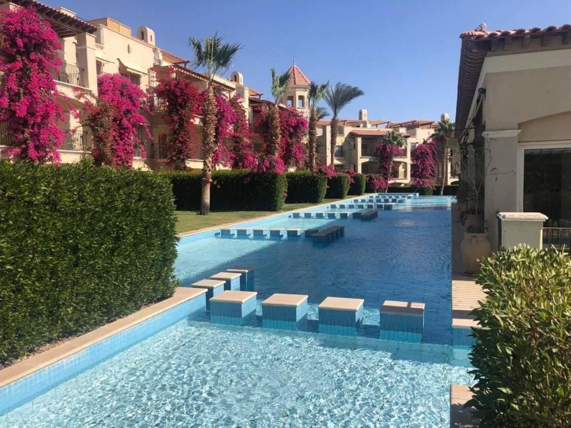 شقه غرفتين وصاله بالحديقه في فراندا سهل حشيش Apartment