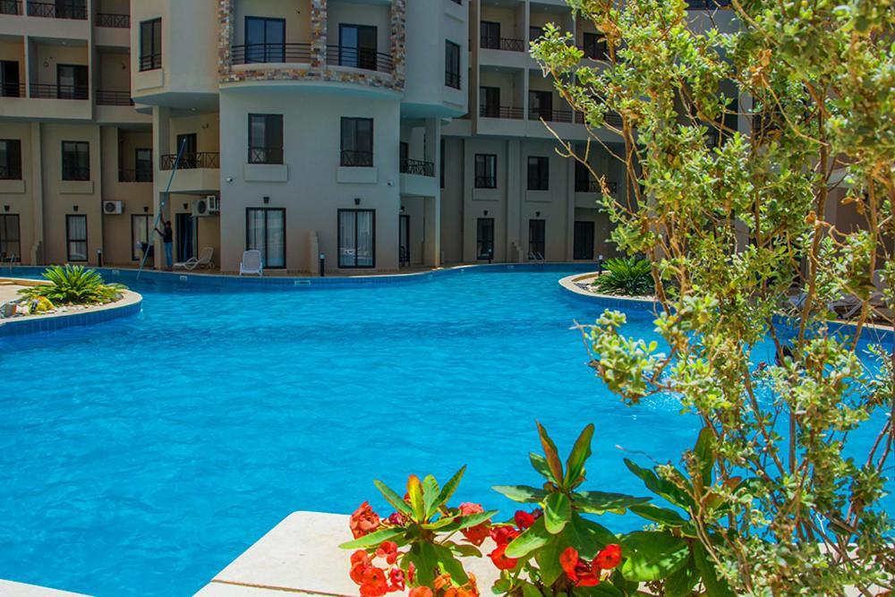 Aparthotel Aqua Tropical Near El Gouna
