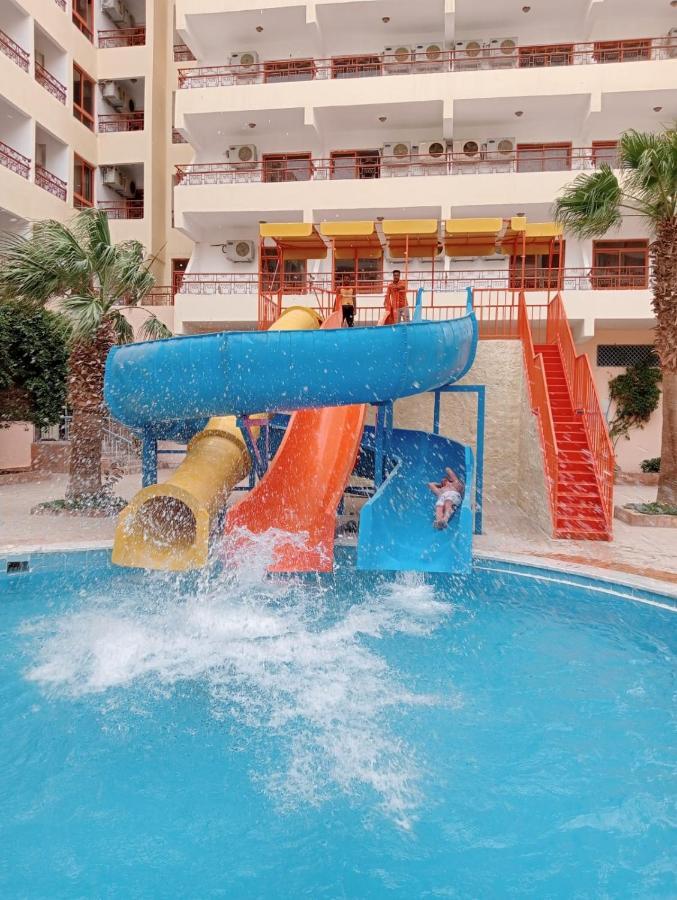 Resort Empire Aqua Park