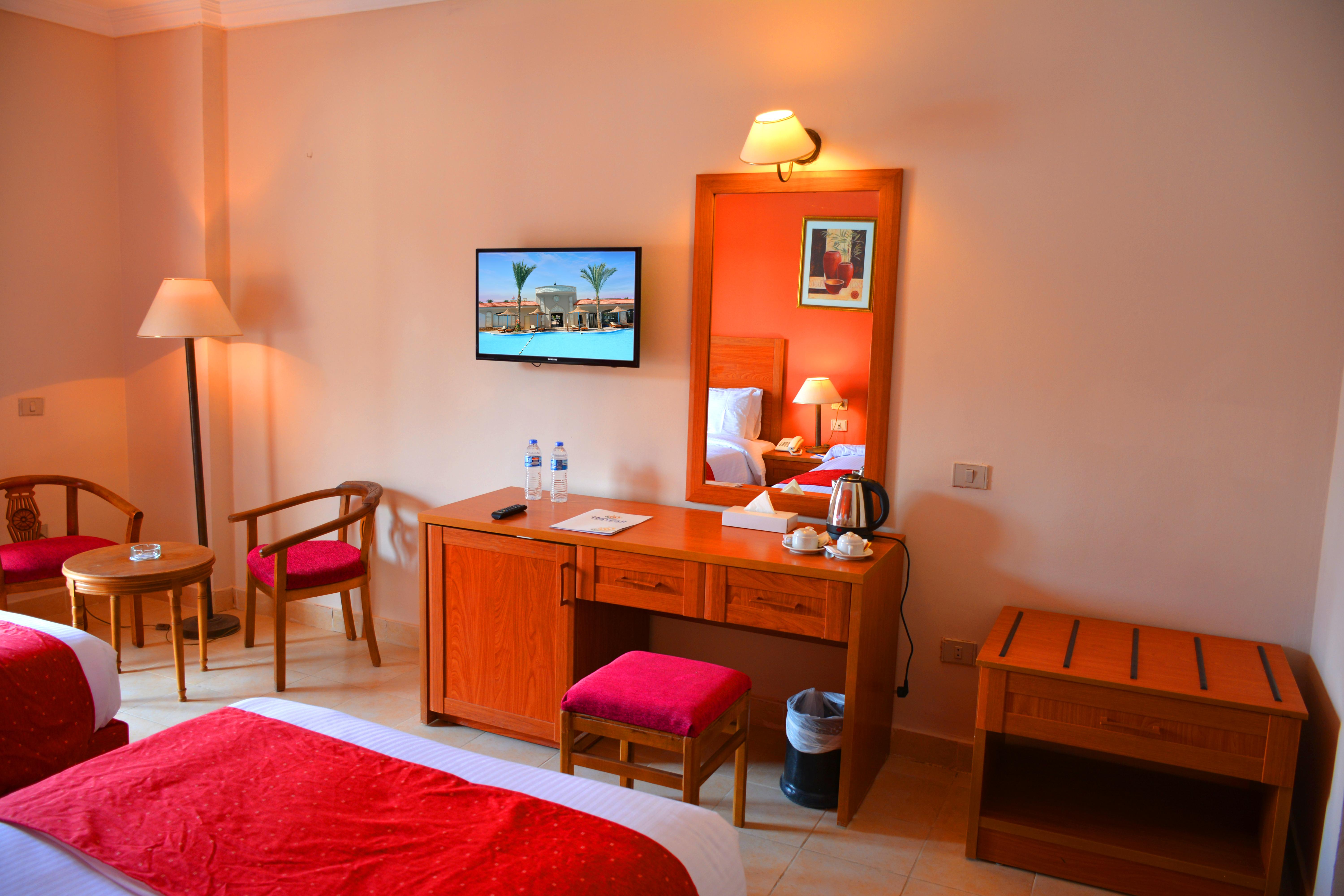 Hawaii Riviera Aqua Park - Families And Couples Only 3*