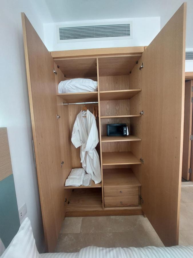 Couette-café Nayah Boutique *