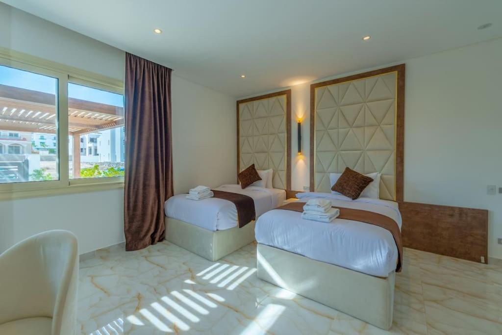 Villa Royal On The *