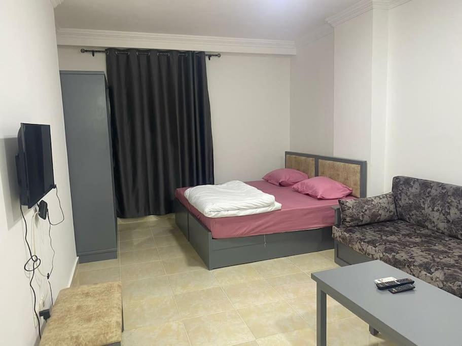 In Sheraton Plaza 203 Apartment