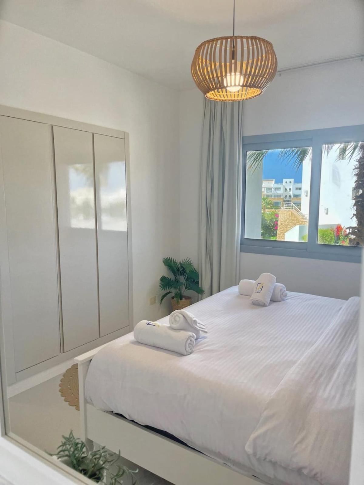 Plain & Pearly 3 Bdr Swan El Gouna Apartment *