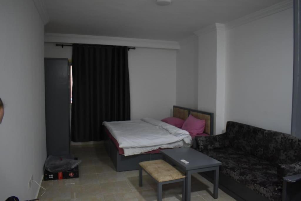 In Sheraton Plaza 203 Apartment *
